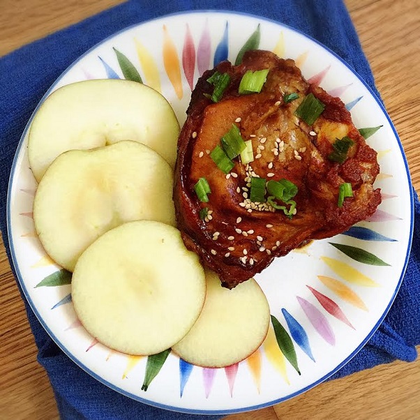 Slow Cooker Honey Sriracha Chicken - Fit Foodie Finds